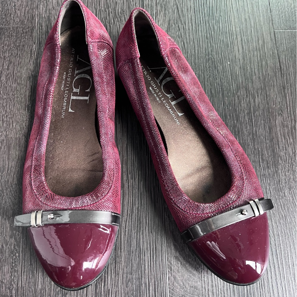 AGL Attilio Giusti Leombruni Patent Cap Toe Ballet Flat
Burgundy Sz 11US/41EU